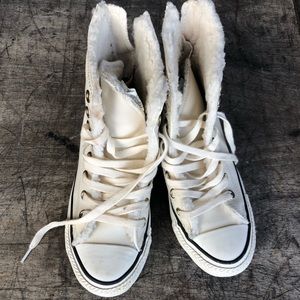 Converse Hightops with fur